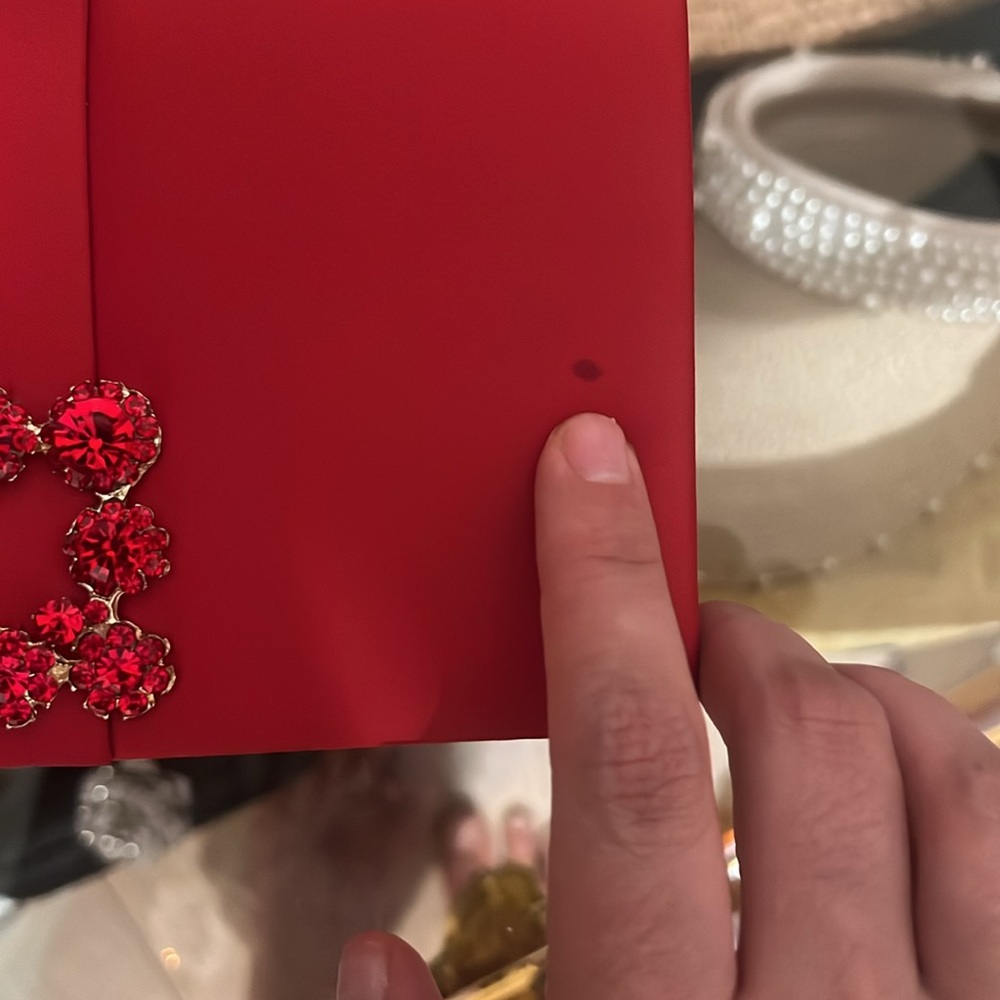 Red clutch - Picture 2 of 6